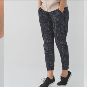 2/$85 Lululemon &go city jogger